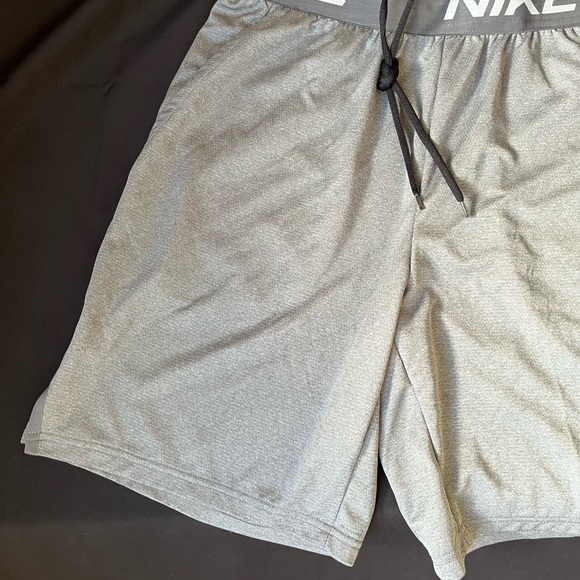 NWOT Nike Dri-Fit Training Short Basketball Size...Small, Medium & Extra Large - Picture 3 of 8